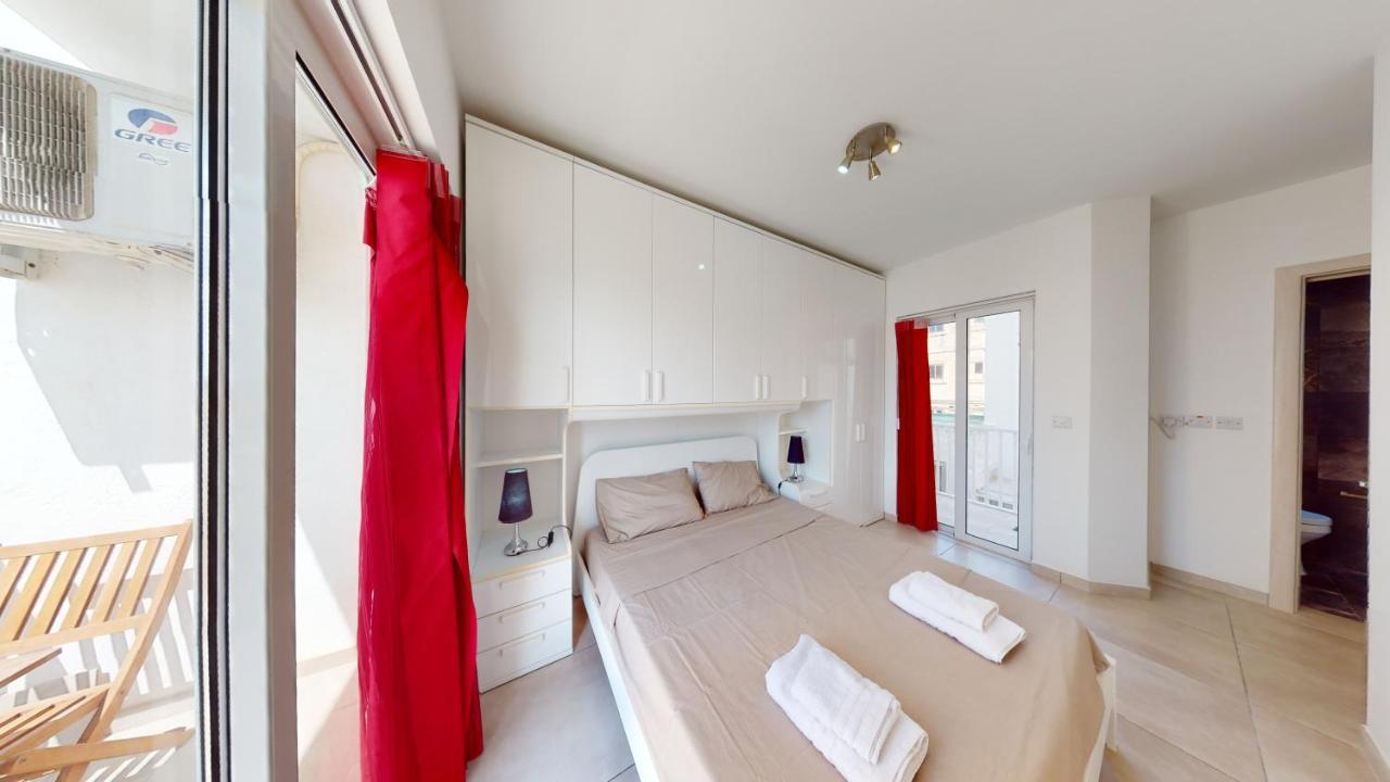 Modern Apartment In Gzira Екстер'єр фото