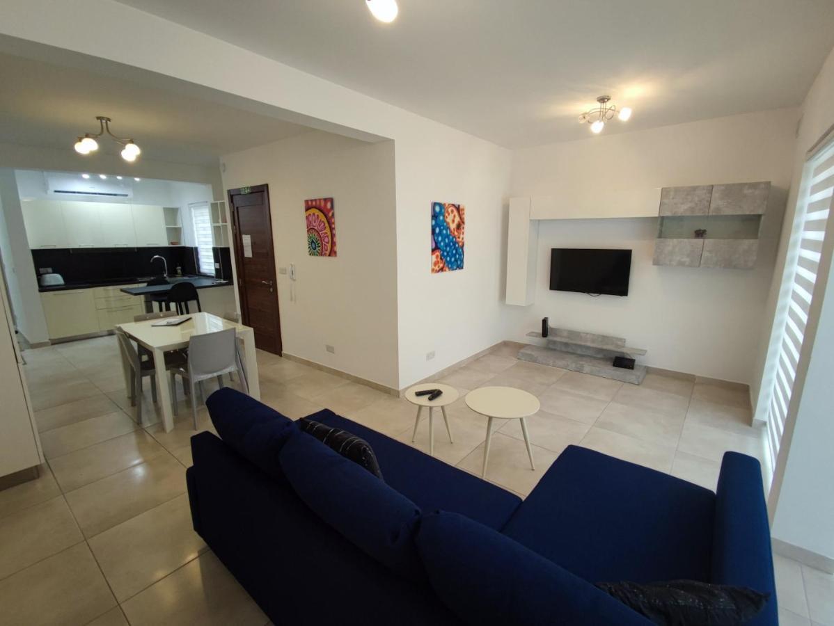 Modern Apartment In Gzira Екстер'єр фото