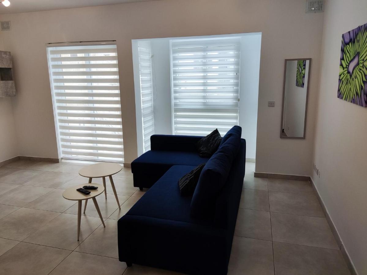 Modern Apartment In Gzira Екстер'єр фото