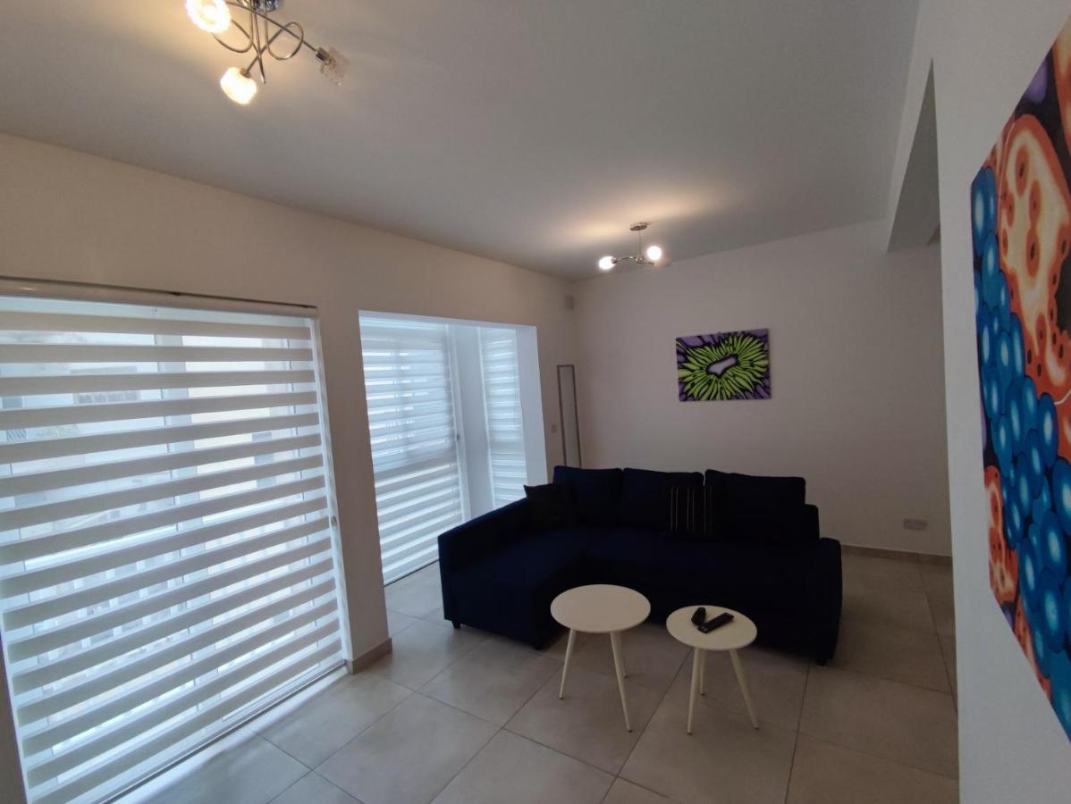 Modern Apartment In Gzira Екстер'єр фото
