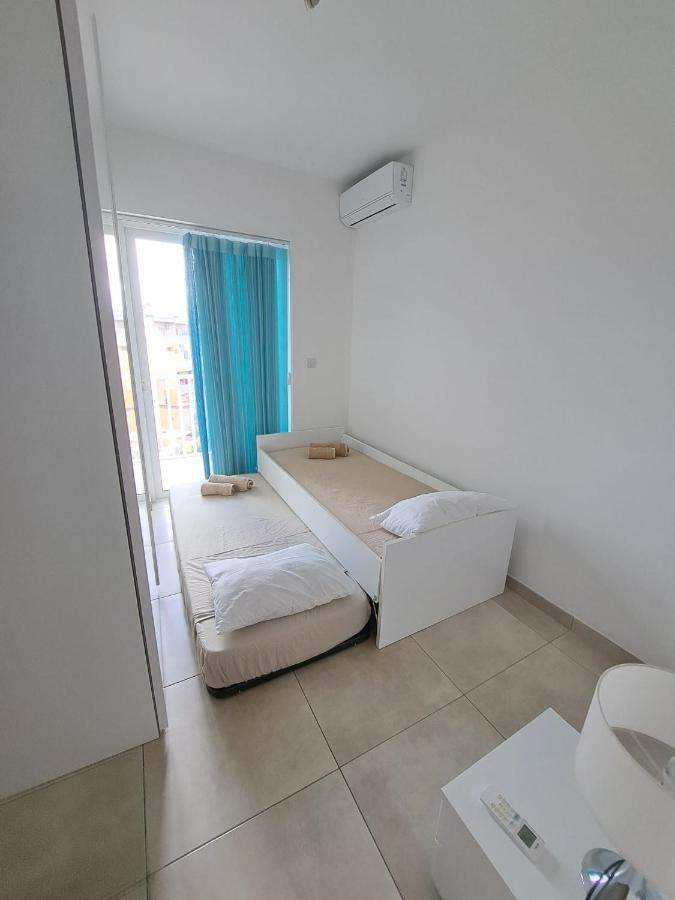 Modern Apartment In Gzira Екстер'єр фото